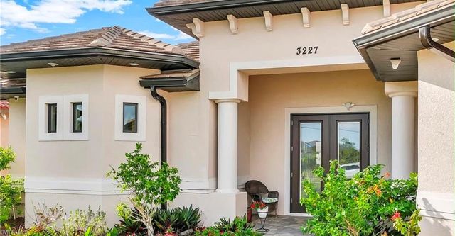 3227 Embers PKWY W, Cape Coral, FL 33993