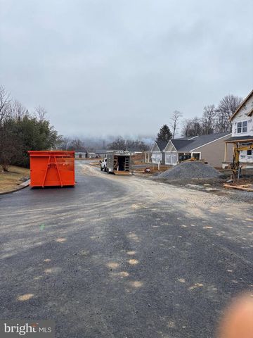 206 GRACE ANN CT, Fayetteville, PA 17222