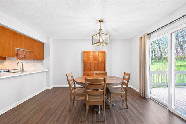 419 Shady Ridge Dr, Monroeville, PA 15146