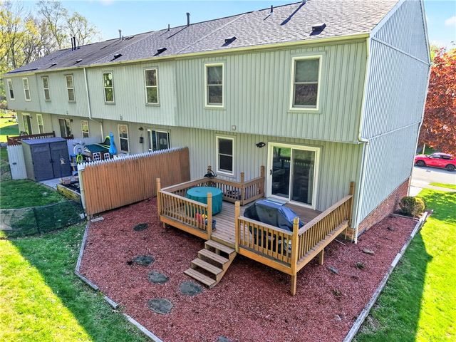 419 Shady Ridge Dr, Monroeville, PA 15146