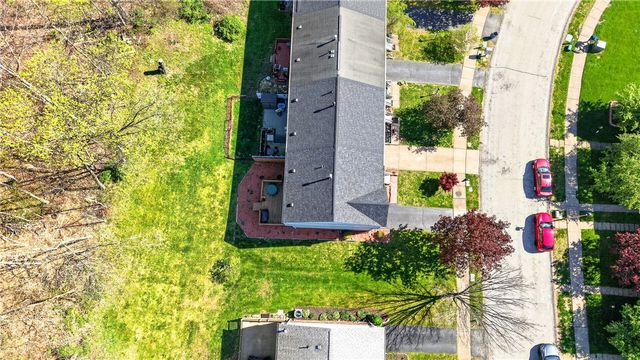 419 Shady Ridge Dr, Monroeville, PA 15146