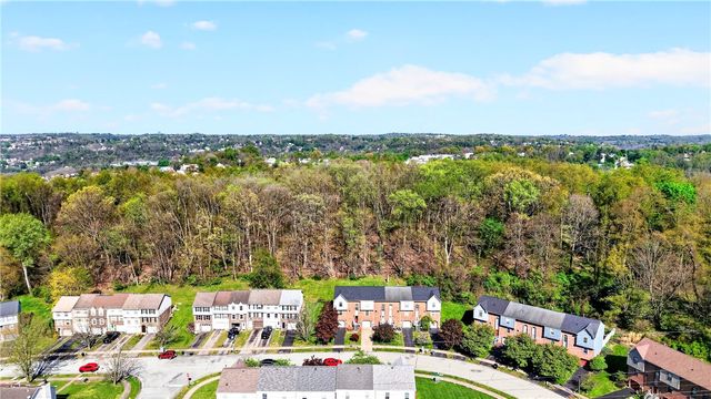 419 Shady Ridge Dr, Monroeville, PA 15146