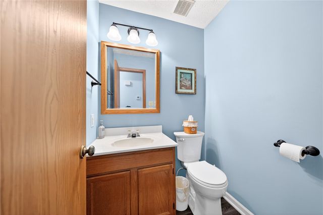 419 Shady Ridge Dr, Monroeville, PA 15146