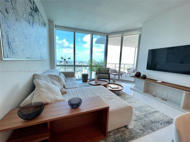 851 NE 1st Avenue 3606, Miami, FL 33132