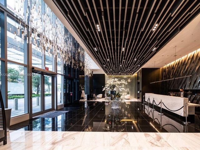 851 NE 1st Avenue 3606, Miami, FL 33132