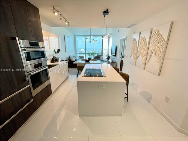 851 NE 1st Avenue 3606, Miami, FL 33132
