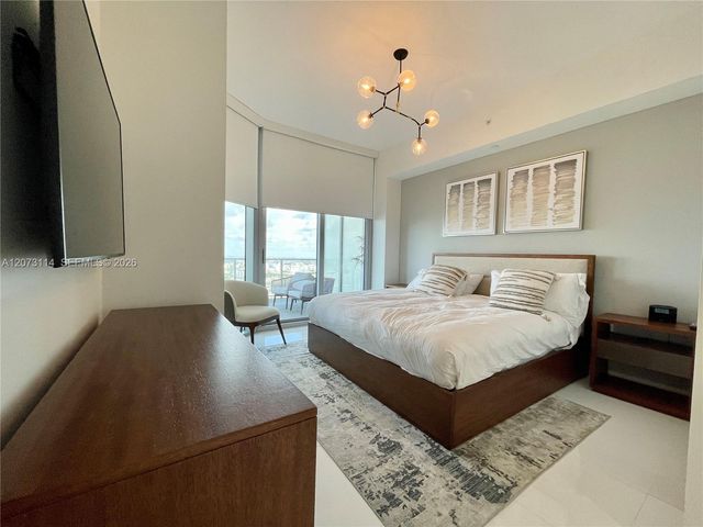 851 NE 1st Avenue 3606, Miami, FL 33132