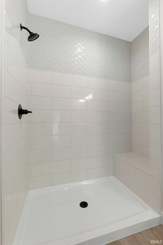 17681 Seahawk Lane, Huntertown, IN 46748