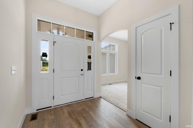 17681 Seahawk Lane, Huntertown, IN 46748