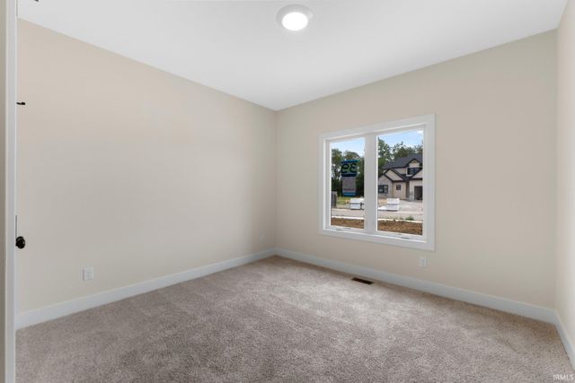 17681 Seahawk Lane, Huntertown, IN 46748