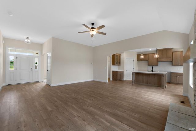 17681 Seahawk Lane, Huntertown, IN 46748