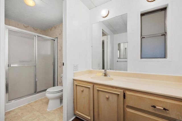 1506 Oak Drive 93, Vista, CA 92084