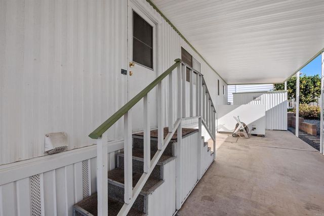 1506 Oak Drive 93, Vista, CA 92084