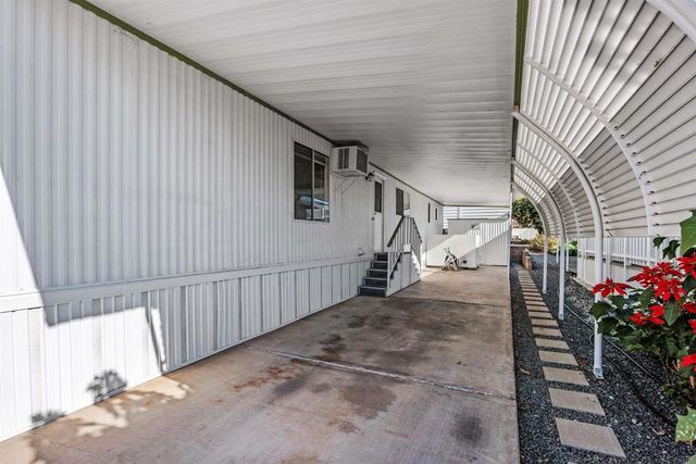 1506 Oak Drive 93, Vista, CA 92084