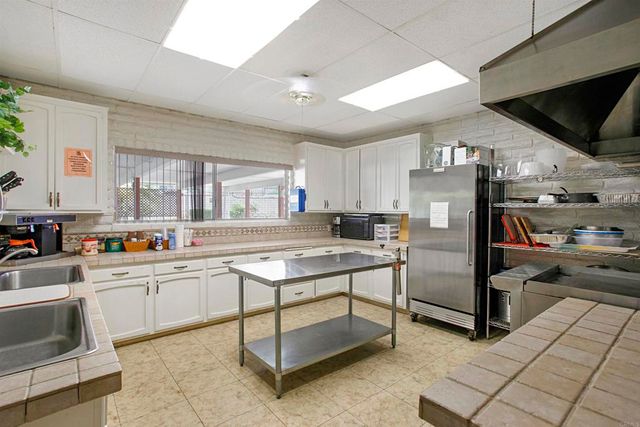 1506 Oak Drive 93, Vista, CA 92084