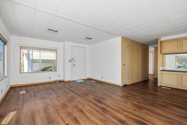 1506 Oak Drive 93, Vista, CA 92084