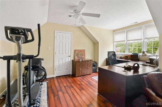 561 Hill Grove Rd, Manakin Sabot, VA 23103