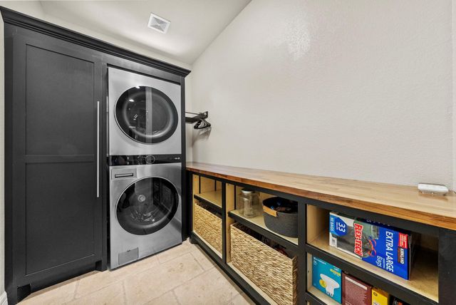 126 Foxwood TRL, Marble Falls, TX 78654