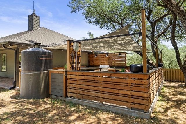 126 Foxwood TRL, Marble Falls, TX 78654