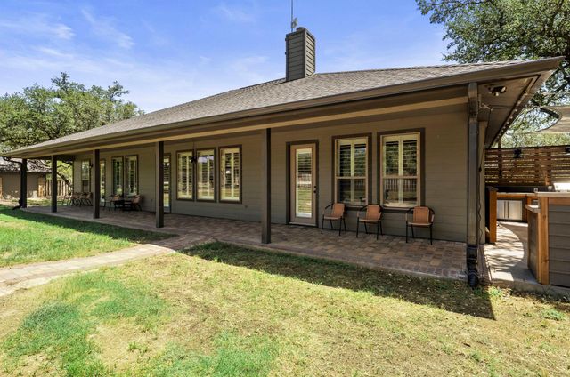 126 Foxwood TRL, Marble Falls, TX 78654