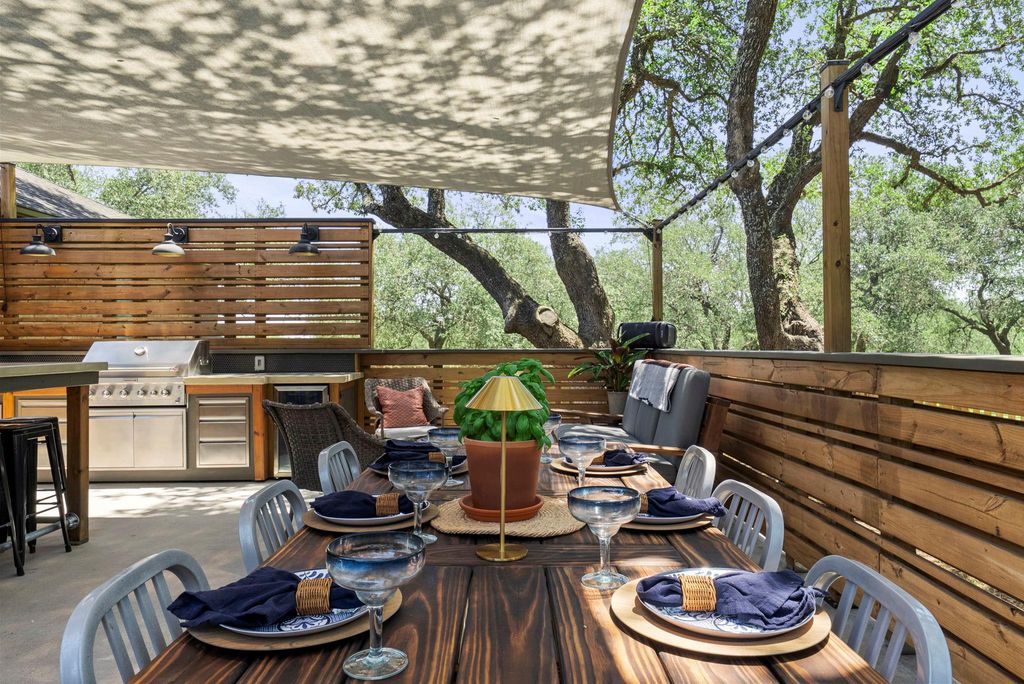 126 Foxwood TRL, Marble Falls, TX 78654