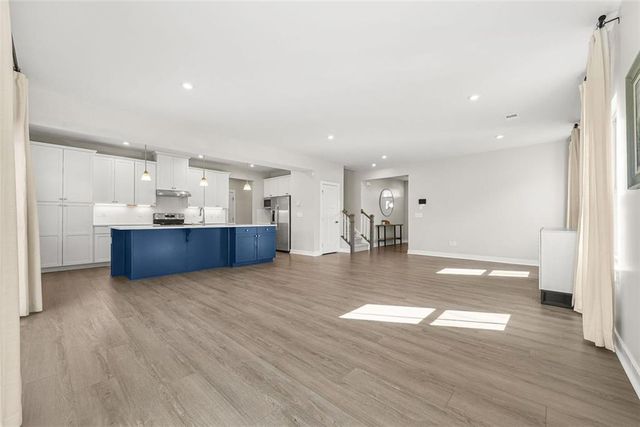 1013 CLIMBING ROSE Way, Mcdonough, GA 30253