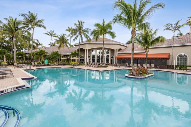 6696 Via Como, Lake Worth, FL 33467