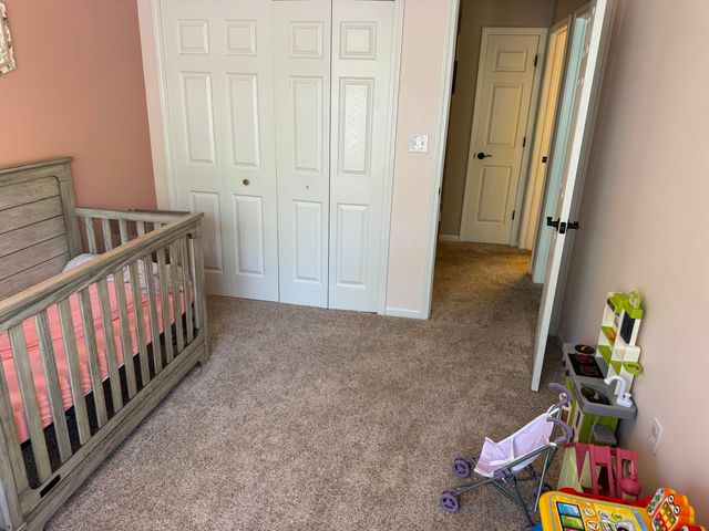 322 Village Square, Burns Harbor, IN 46304