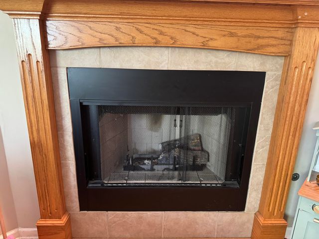 322 Village Square, Burns Harbor, IN 46304