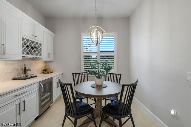 9263 Fieldstone LN, Naples, FL 34120