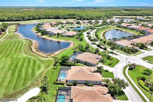 9263 Fieldstone LN, Naples, FL 34120