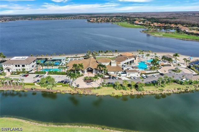 9263 Fieldstone LN, Naples, FL 34120