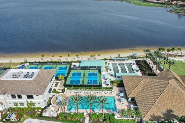 9263 Fieldstone LN, Naples, FL 34120