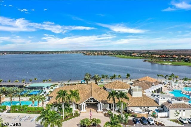 9263 Fieldstone LN, Naples, FL 34120
