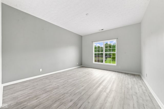 12051 Sanctuary Boulevard, Zionsville, IN 46077