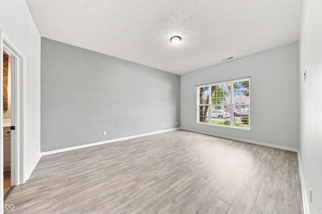 12051 Sanctuary Boulevard, Zionsville, IN 46077