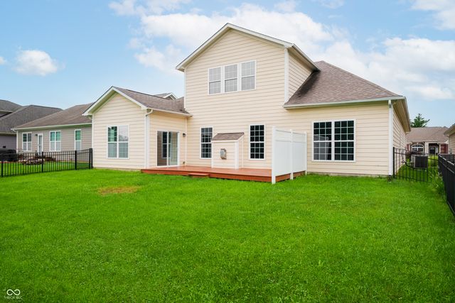 12051 Sanctuary Boulevard, Zionsville, IN 46077