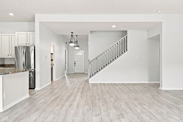 12051 Sanctuary Boulevard, Zionsville, IN 46077