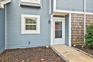 6725 W Shade Ln Apt 1502, Wichita, KS 67212