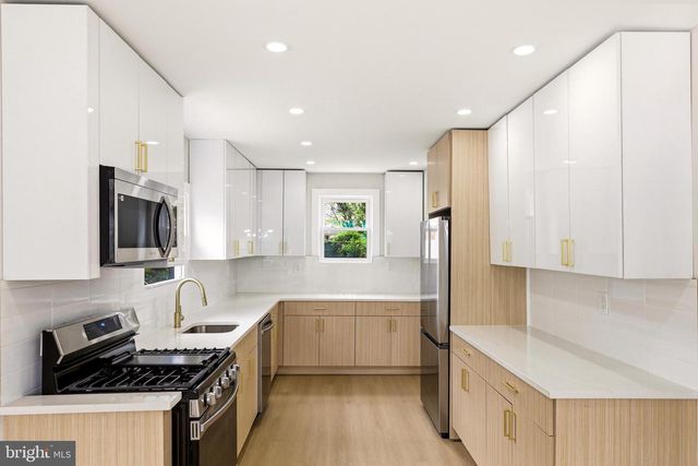 1999 GREENWOOD AVE, Hamilton, NJ 08609