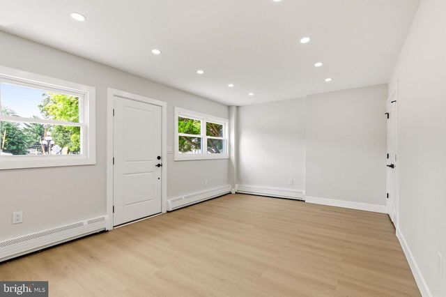 1999 GREENWOOD AVE, Hamilton, NJ 08609