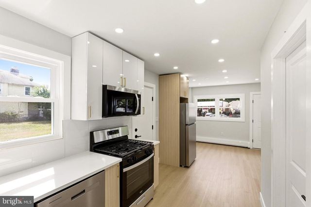 1999 GREENWOOD AVE, Hamilton, NJ 08609