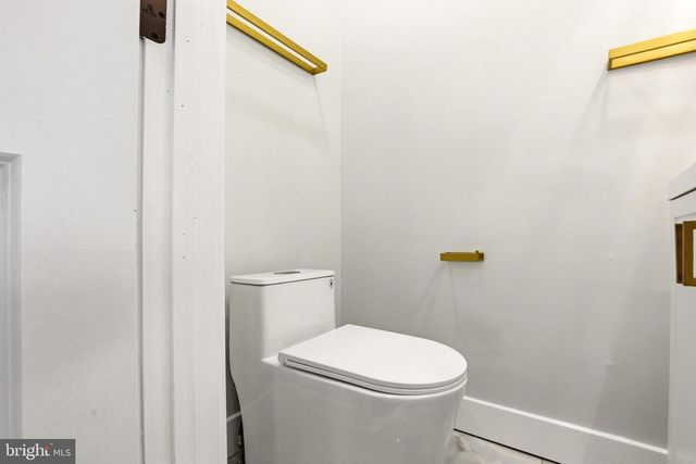 1999 GREENWOOD AVE, Hamilton, NJ 08609