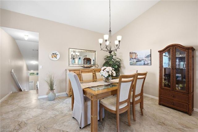 2555 Aspen Creek LN 201, Naples, FL 34119