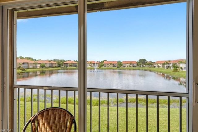 2555 Aspen Creek LN 201, Naples, FL 34119