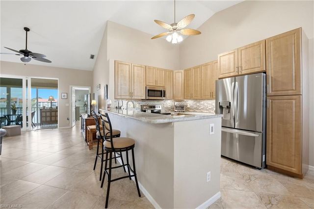 2555 Aspen Creek LN 201, Naples, FL 34119