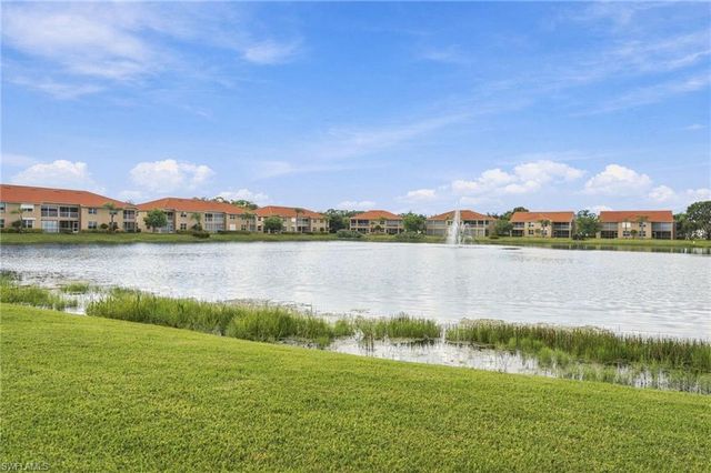 2555 Aspen Creek LN 201, Naples, FL 34119