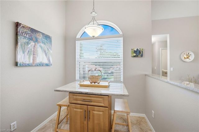 2555 Aspen Creek LN 201, Naples, FL 34119