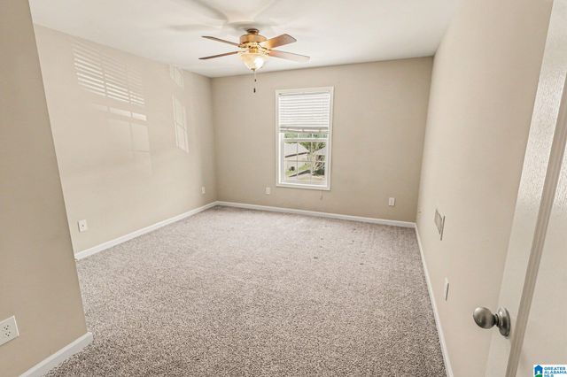 176 WATERFORD LAKE DRIVE, Calera, AL 35040