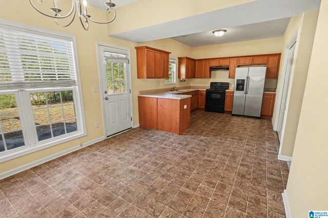 176 WATERFORD LAKE DRIVE, Calera, AL 35040